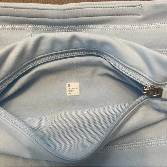 NWOT Lululemon Speed Up HR Lined Short 2.5" - Picture 3 of 3